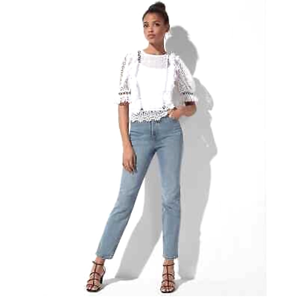 EXPRESS Super High Rise Straight Jeans 2R